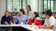 Hackaton, una experiencia de innovación colaborativa con empresas que le apuesta a metodologías de enseñanza de clase mundial Hackaton, una experiencia de innovación colaborativa con empresas que le apuesta a metodologías de enseñanza de clase mundial