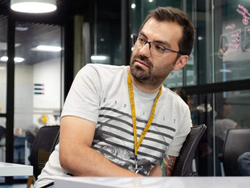 Estudiante de Ingeniería Mecánica diseñaron juegos interactivos para explicar un principio físico a menores de edad Estudiante de Ingeniería Mecánica diseñaron juegos interactivos para explicar un principio físico a menores de edad