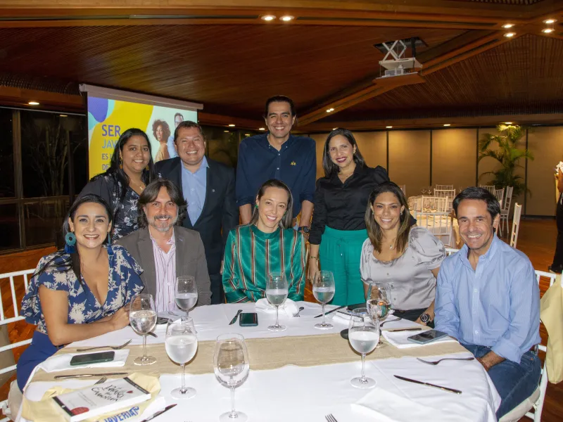 Encuentro de egresados de Administración de Empresas Encuentro de egresados de Administración de Empresas