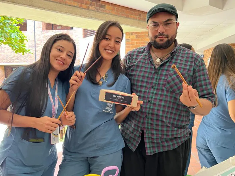 Estudiantes de Nutrición y Dietética sorprendieron con sus propuestas alimentarias en el Encuentro de Trabajos Finales