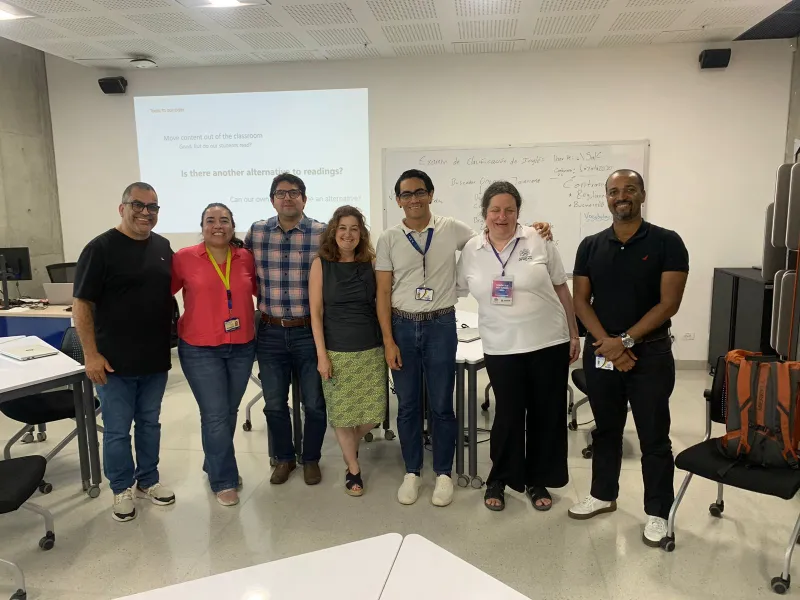 Programa EMI del Centro de Idiomas fortalece la internacionalización desde el aula