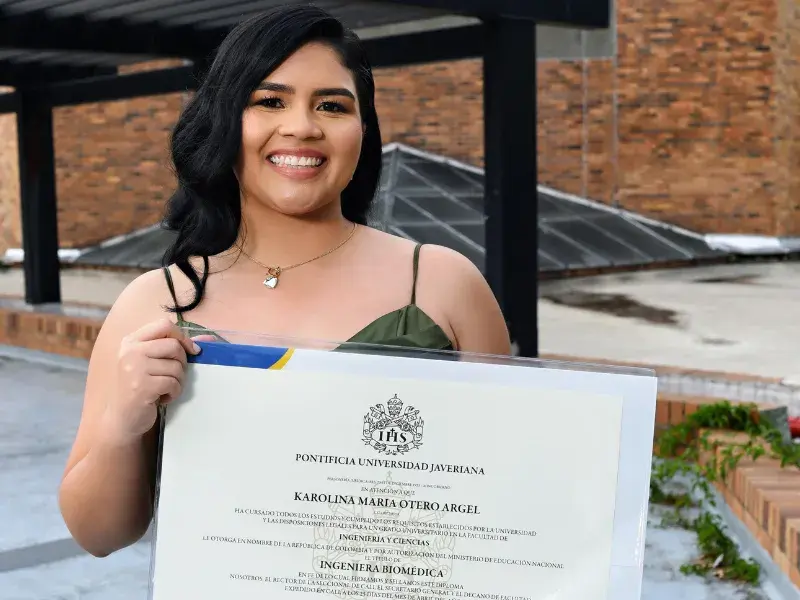 Egresada de Ingeniería Biomédica Javeriana Cali