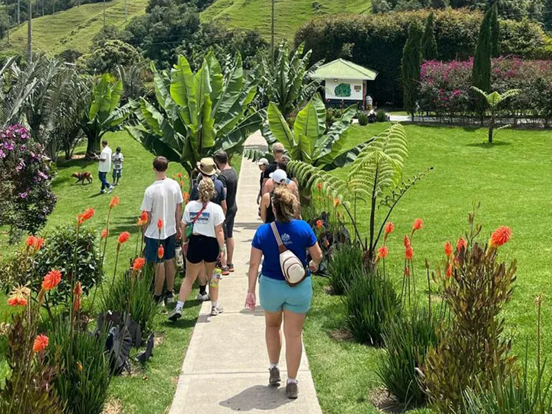 Liderazgo, comunicación y paz, un curso que transforma realidades con estudiantes de Gonzaga University