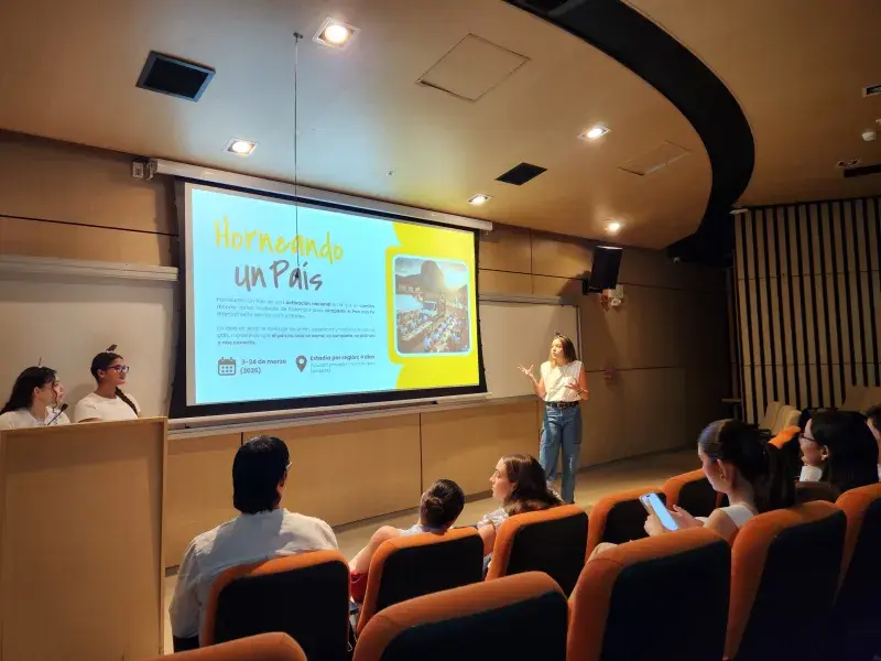 Javerianos diseñan estrategia de mercadeo para Levapan y su campaña nacional Pan Con Fe